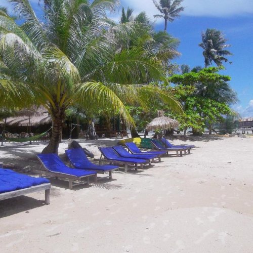 Chatki na wyspie Koh Rong 6.jpg